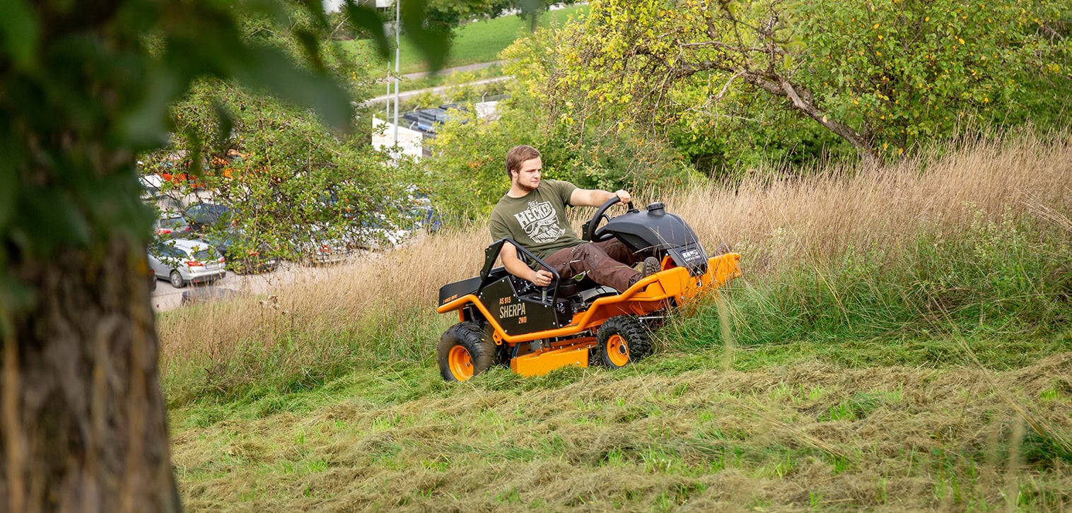 AS-Motor AS 800 Freerider model shown mowing high gras in the alps